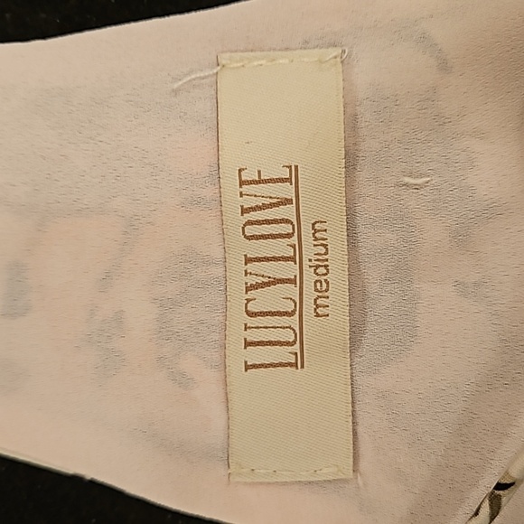 💕LUCY LOVE💕 Cassie Mini Dress ~ Floral Print Medium NWOT - Picture 6 of 7